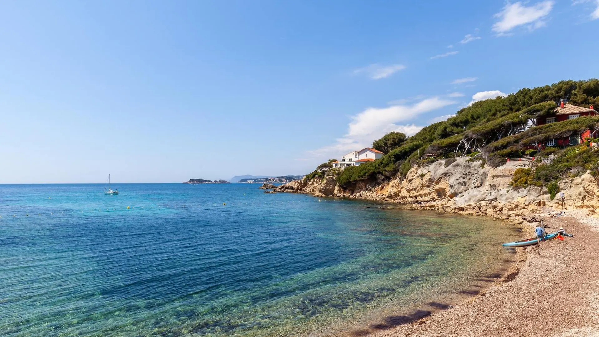 T2 Lumineux Refait A Neuf Apartment Sanary-sur-Mer 0*,  France